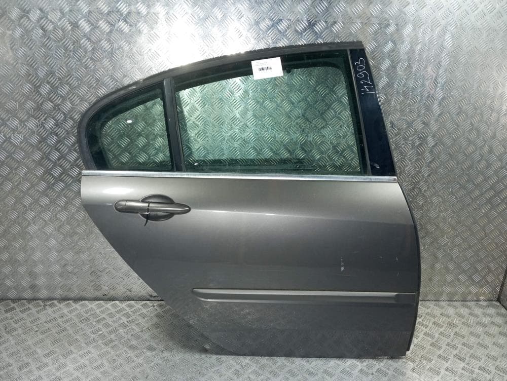 Дверь задняя правая к Renault Laguna 3 (07-11)