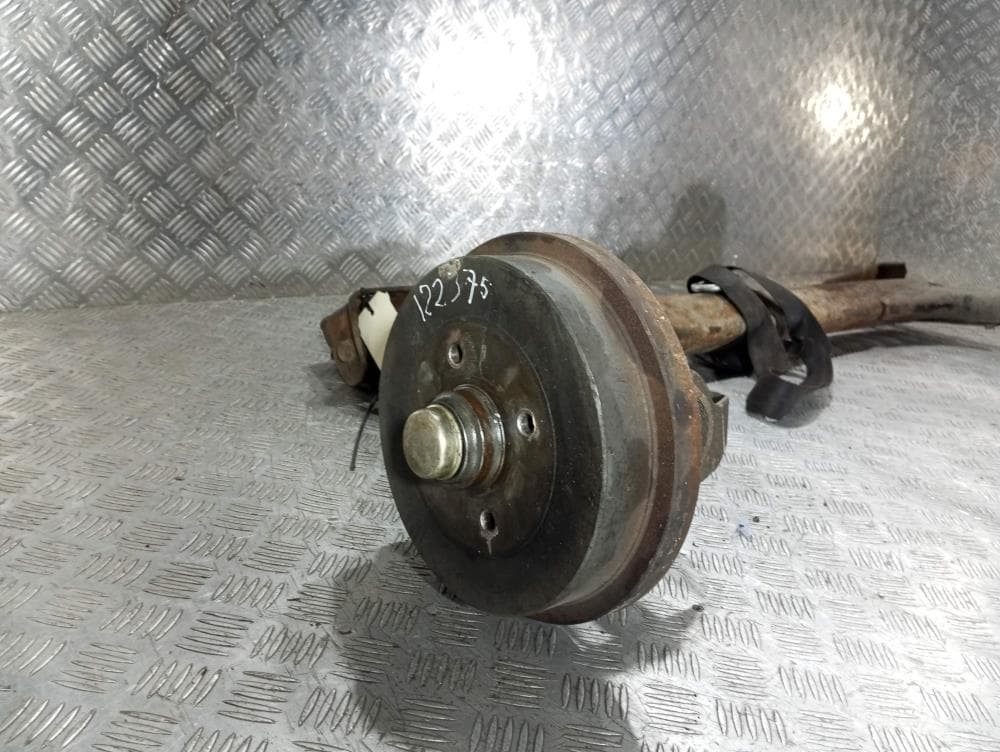 Балка подвески задняя к Volkswagen Golf 3 (91-99)