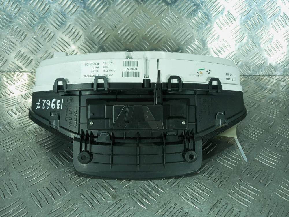 Щиток приборов (приборная панель) к Volvo S60 2 (10-13)