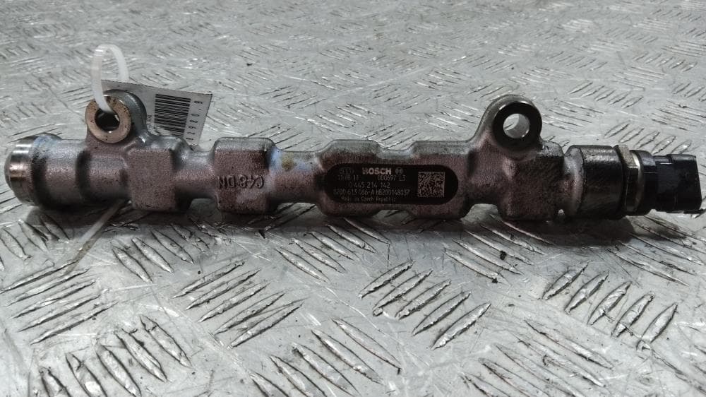 Топливная рампа к Renault Laguna 2 (01-05)