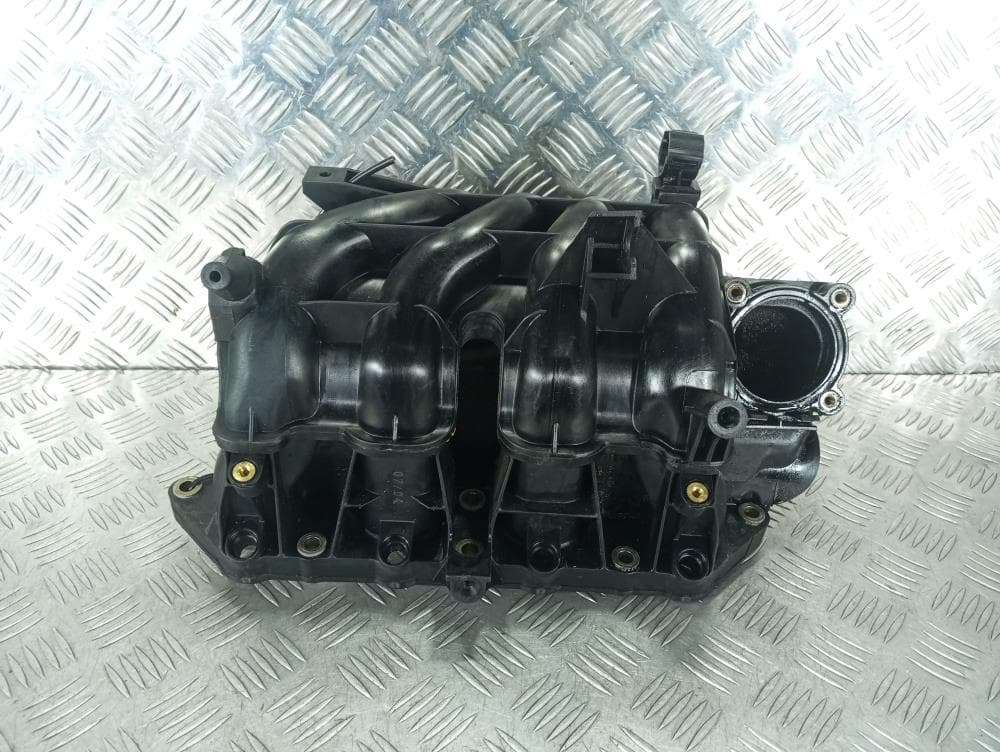 Коллектор впускной к Volkswagen Golf 4 (97-06)