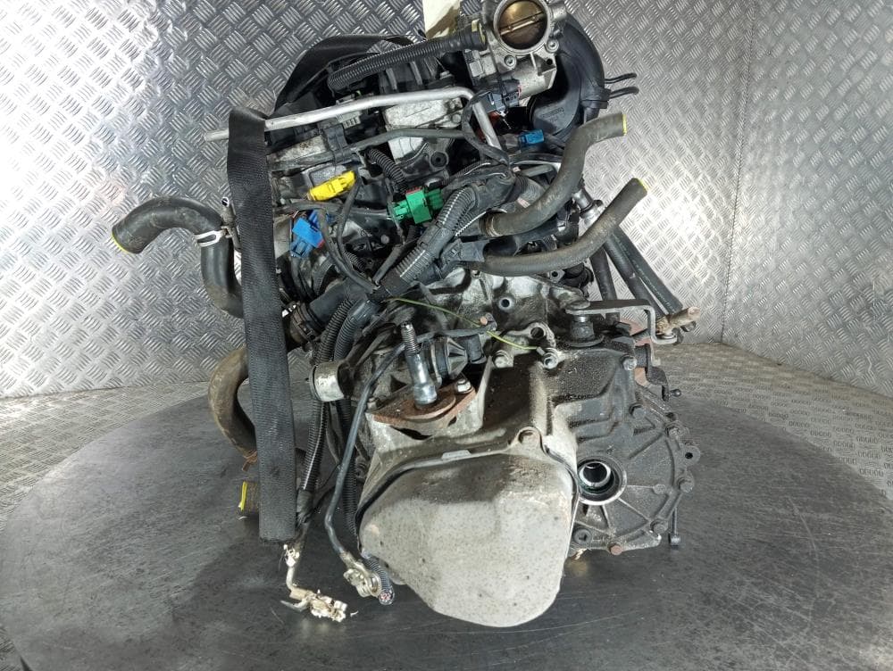 Двигатель к Peugeot 307 (01-05)