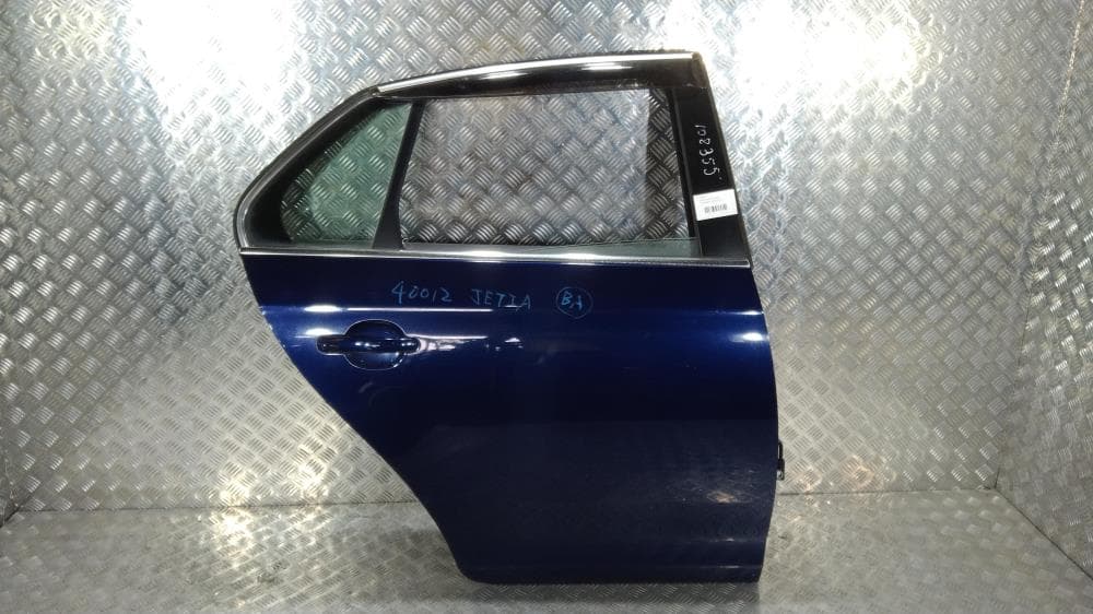 Дверь задняя правая к Volkswagen Jetta 5 (05-11)
