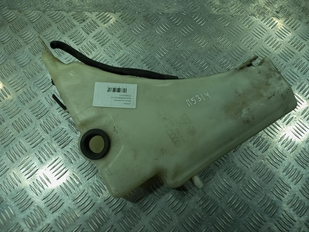Бачок омывателя к Audi A4 B8/8K (07-11)