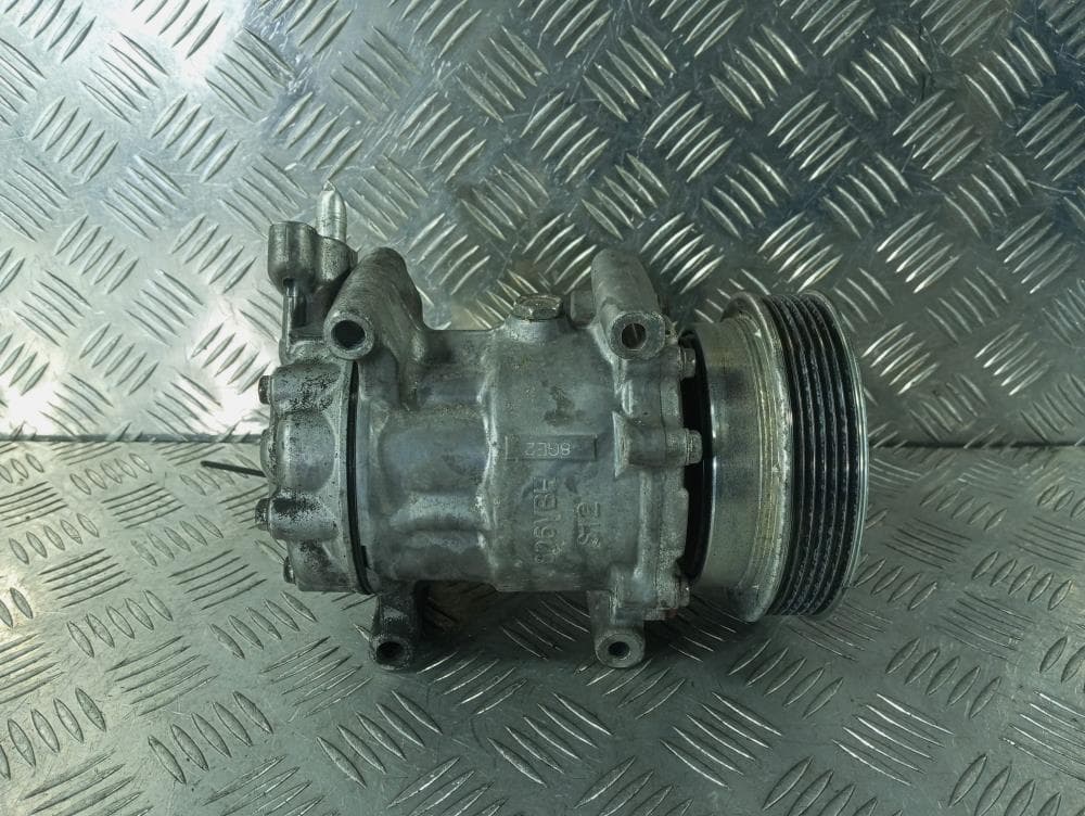 Компрессор кондиционера к Renault Clio 3 (05-09)