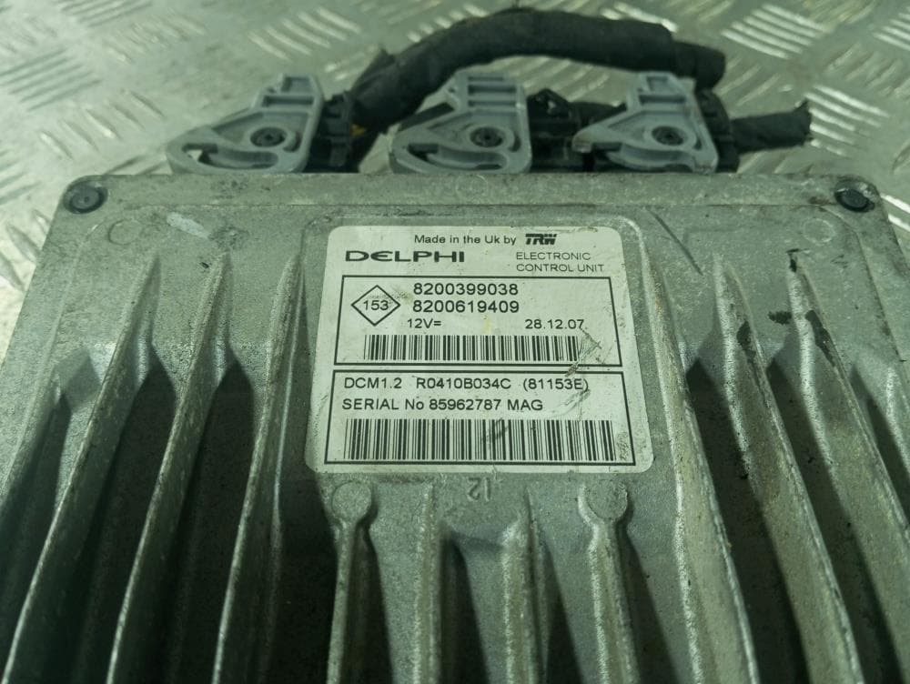 Блок управления двигателем к Renault Clio 3 (05-09)
