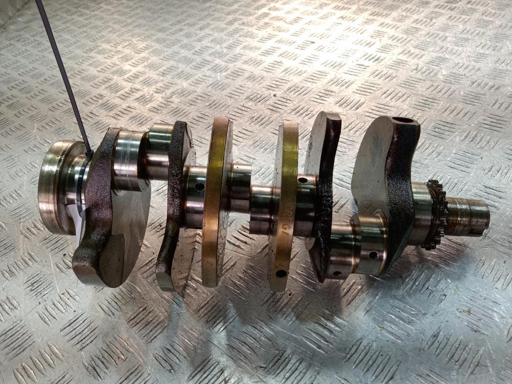 Коленвал к Audi A4 B6 (01-05)