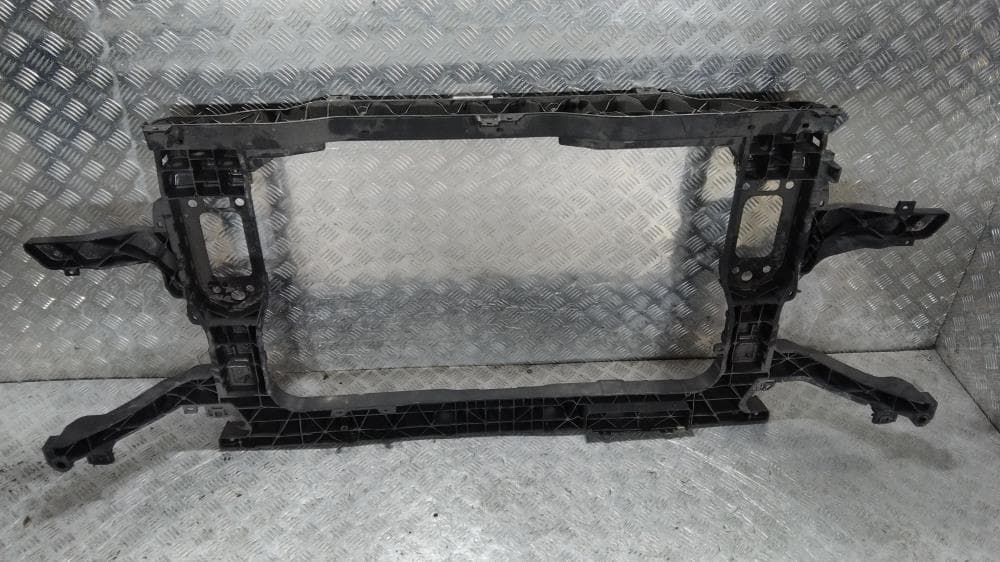 Передняя панель крепления облицовки (телевизор) к Hyundai Santa Fe TM (18-20)