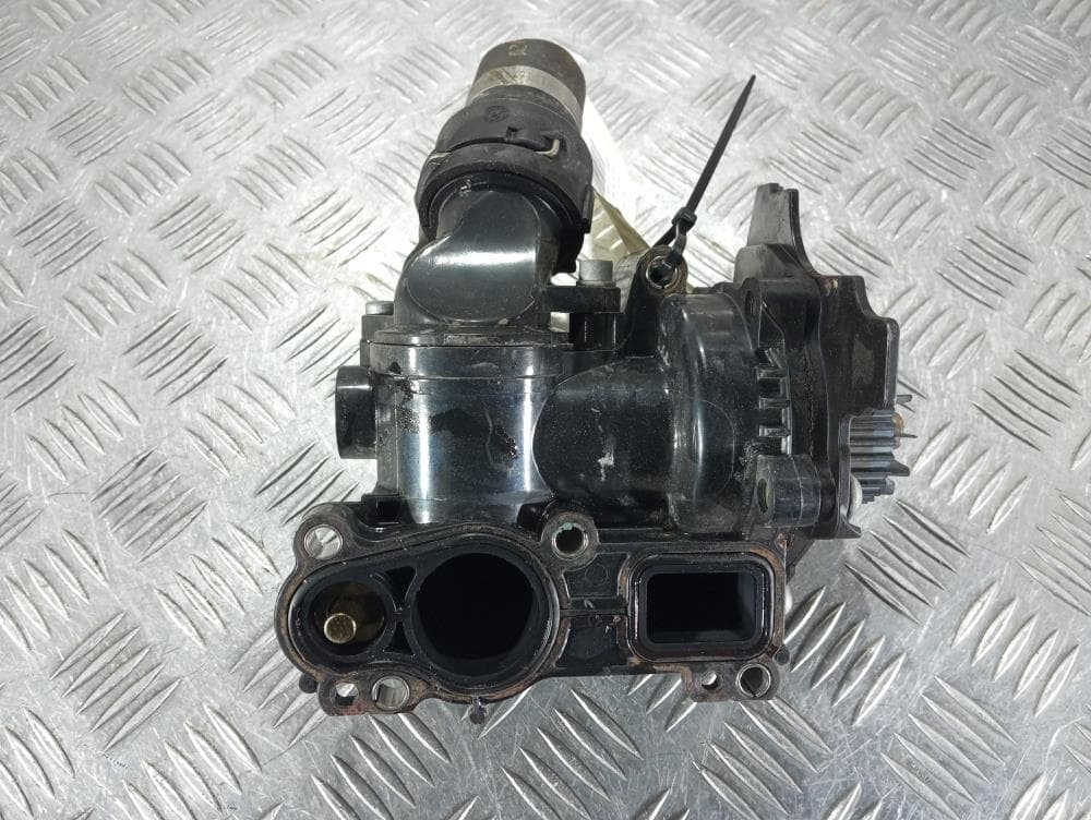 Помпа к Audi A4 B8/8K (07-11)
