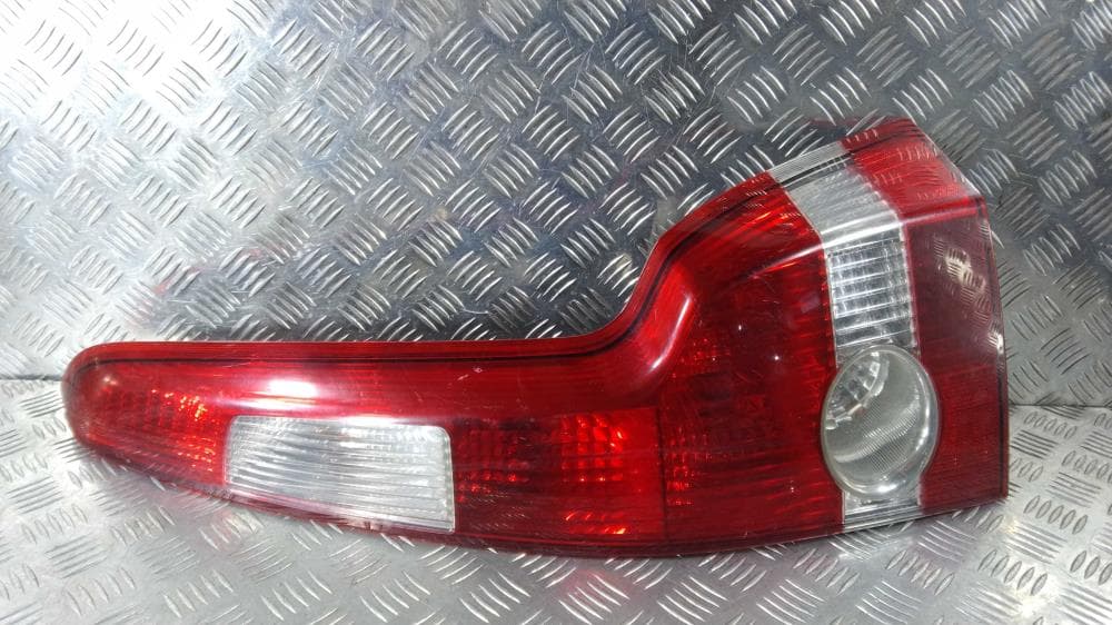 Фонарь задний правый к Volvo V50 (03-10)