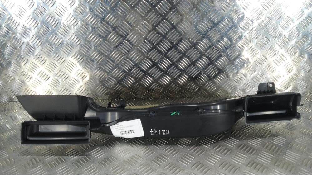 Воздуховод к Jeep Grand Cherokee WL (21-24)