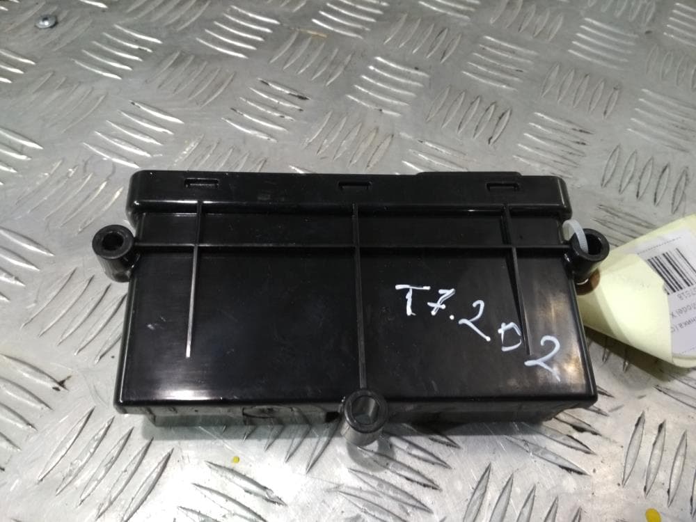 Блок ручника (стояночного тормоза) к Tesla Model X (15-21)