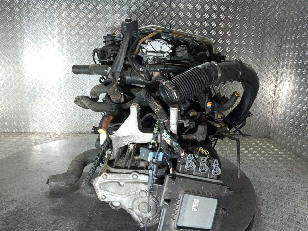 Двигатель к Peugeot 407 (04-11)
