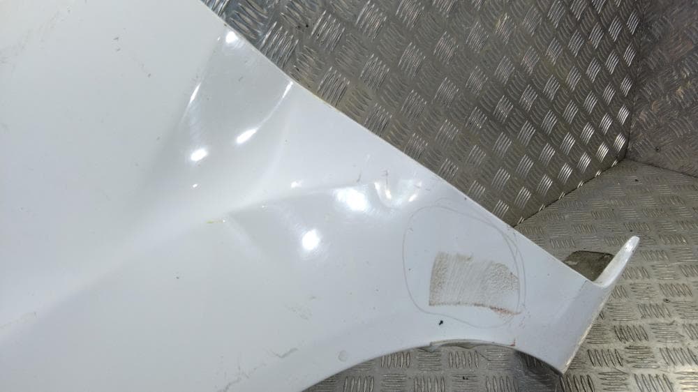 Крыло переднее левое к Ford Fiesta 6 Рестайлинг (13-19)