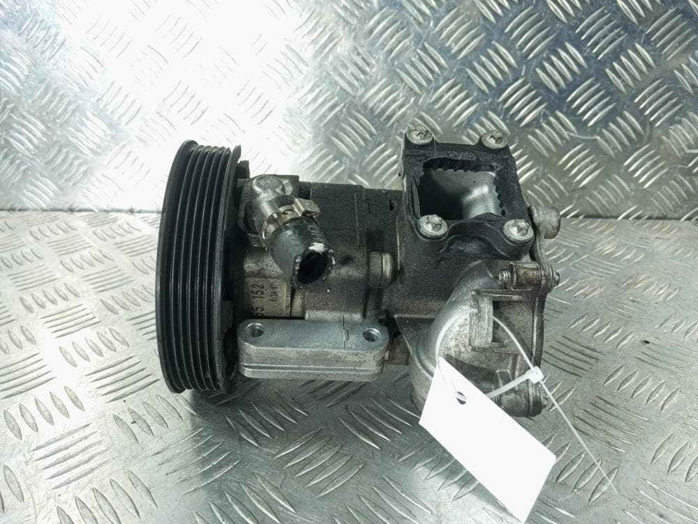 Насос гидроусилителя руля к BMW 1 E81/E82/E87/E88 Рестайлинг (07-11)