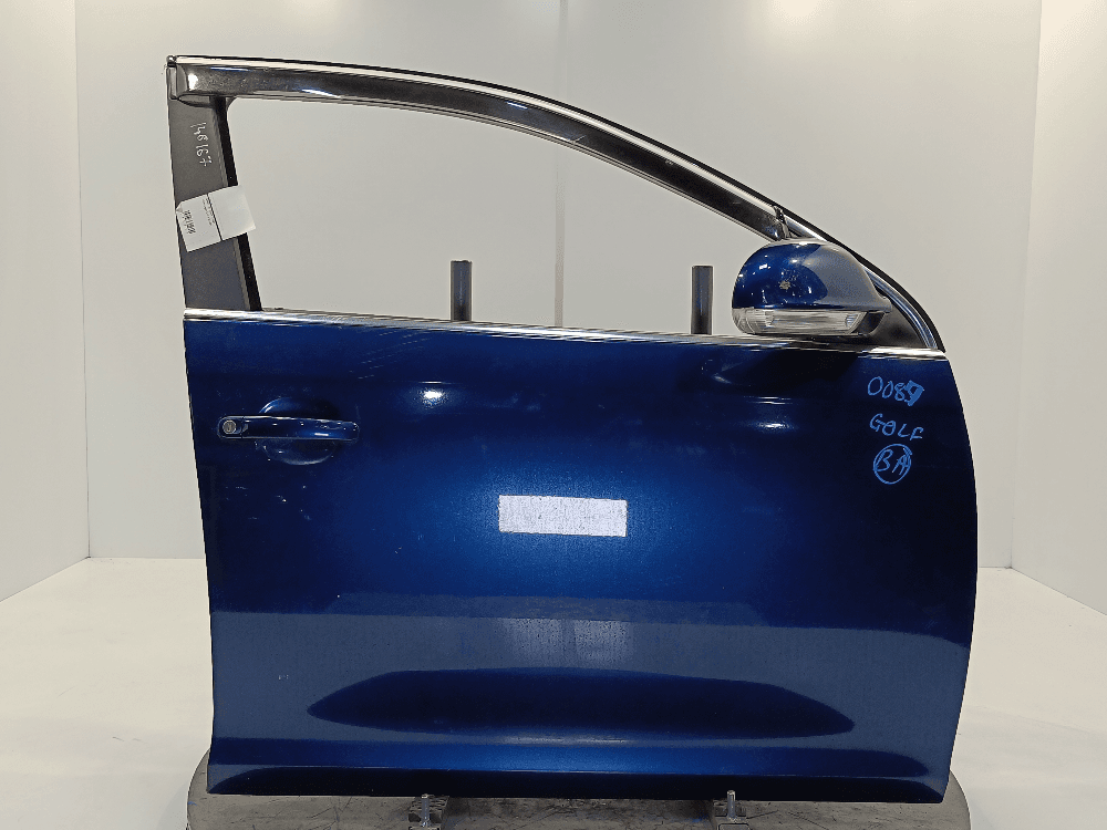 Дверь передняя правая к Volkswagen Golf 5 (03-09)
