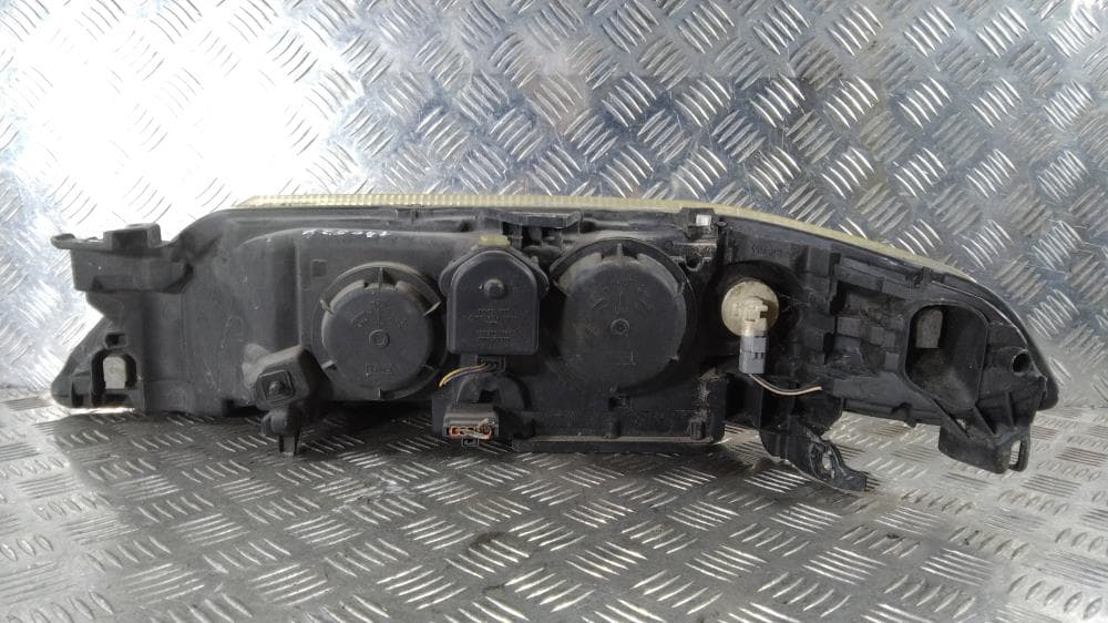 Фара правая к Renault Laguna 2 (01-05)