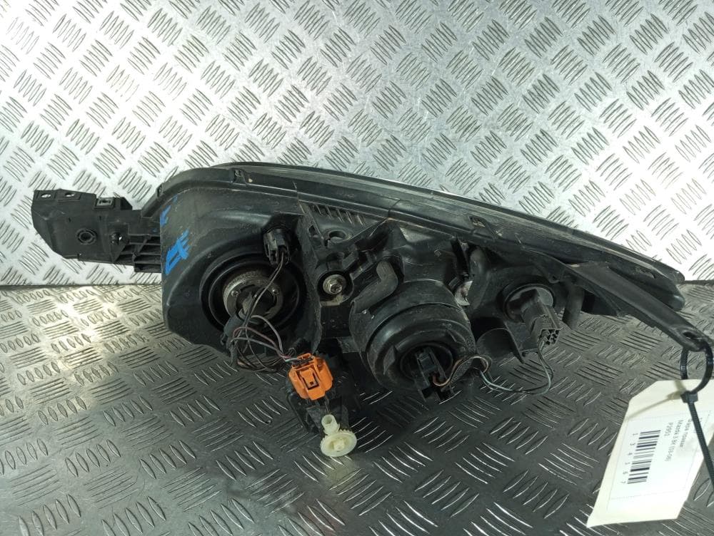 Фара правая к Mazda 3 BK (03-06)