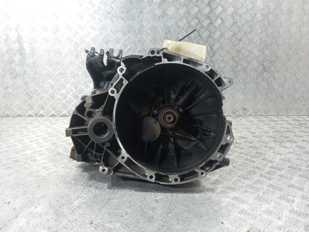 КПП механическая (МКПП) к Volvo S40 2 (04-07)