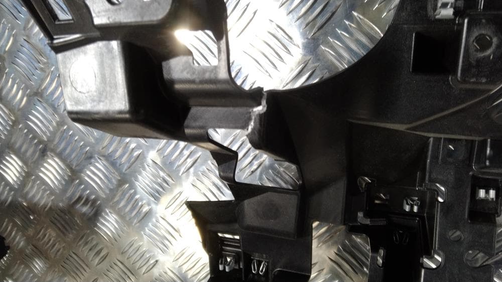 Усилитель торпедо к Jeep Grand Cherokee WL (21-24)
