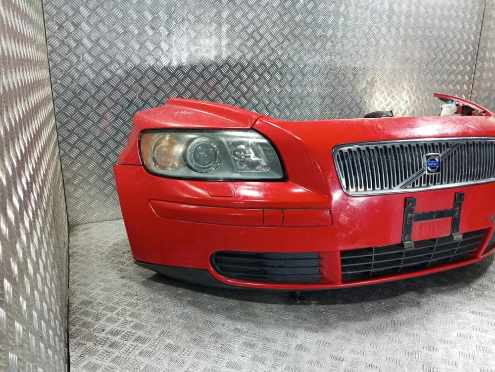 Передняя часть (ноускат) в сборе к Volvo V50 (03-10)