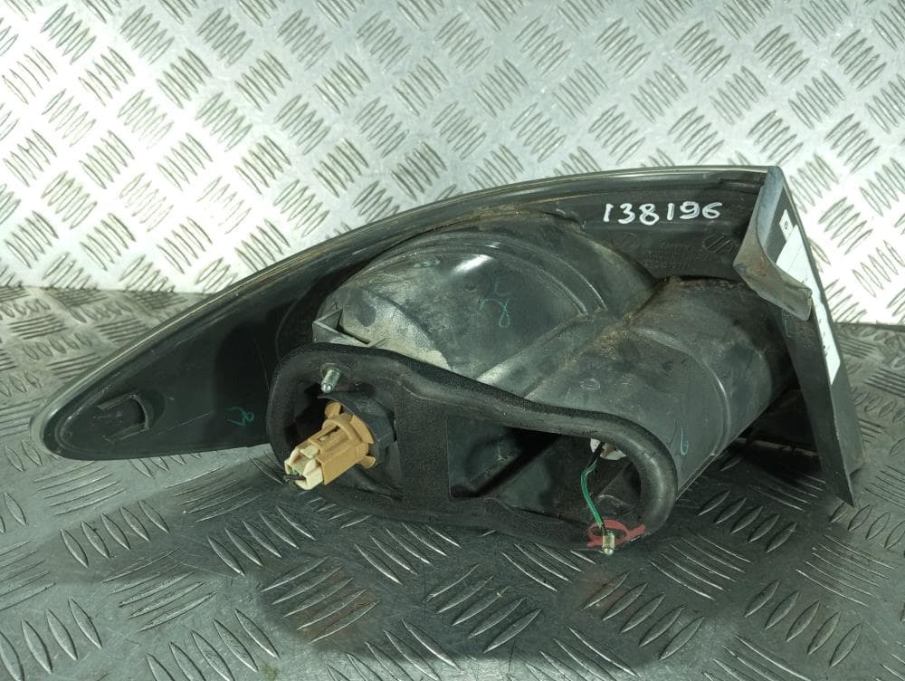 Фонарь задний правый к Mazda 6 1 (02-05)