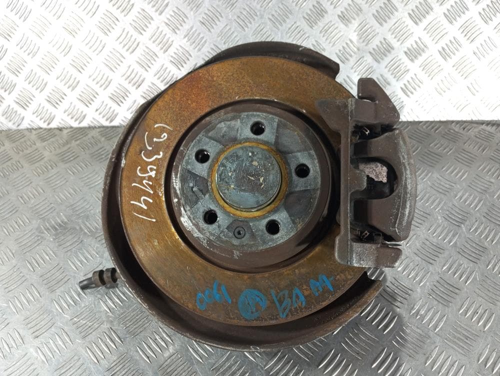 Кулак задний левый к Audi A4 B8/8K (07-11)