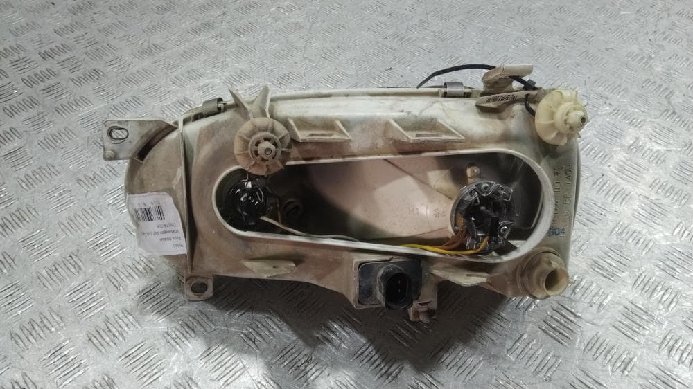 Фара правая к Volkswagen Golf 3 (91-99)