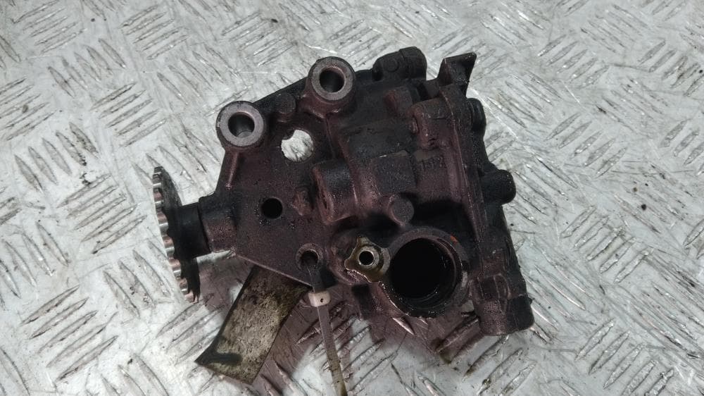 Насос масляный к Renault Scenic 2 Рестайлинг (06-09)