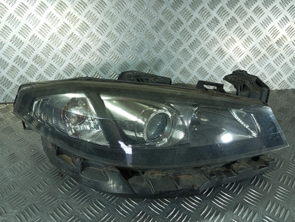 Фара правая к Renault Laguna 2 Рестайлинг (05-08)