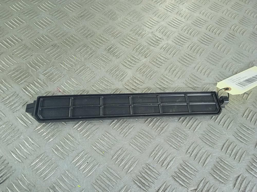 Пластик салона к Tesla Model X (15-21)