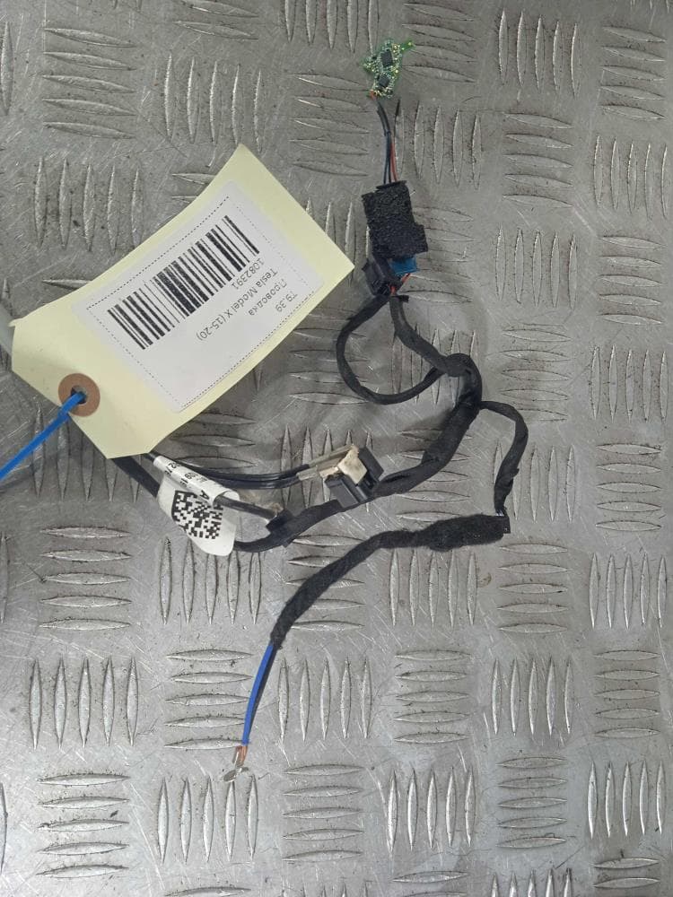Проводка к Tesla Model X (15-21)