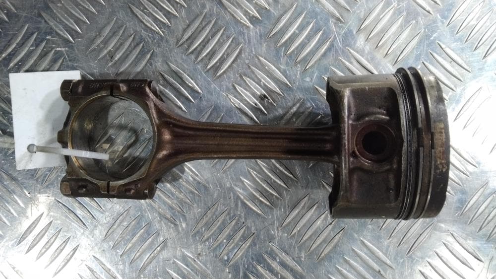 Поршень к Volkswagen Golf 4 (97-06)