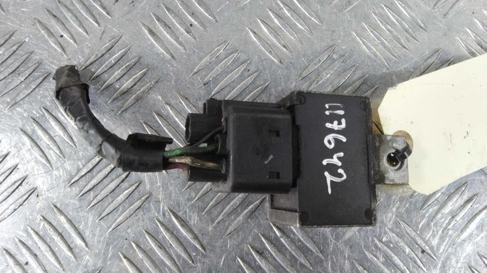 Реле накала свечей к Volvo S40 1 Рестайлинг (00-04)