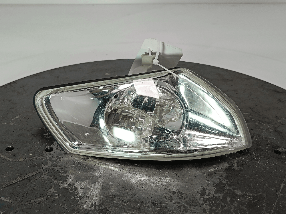 Поворотник правый к Mazda 626 GF (97-99)