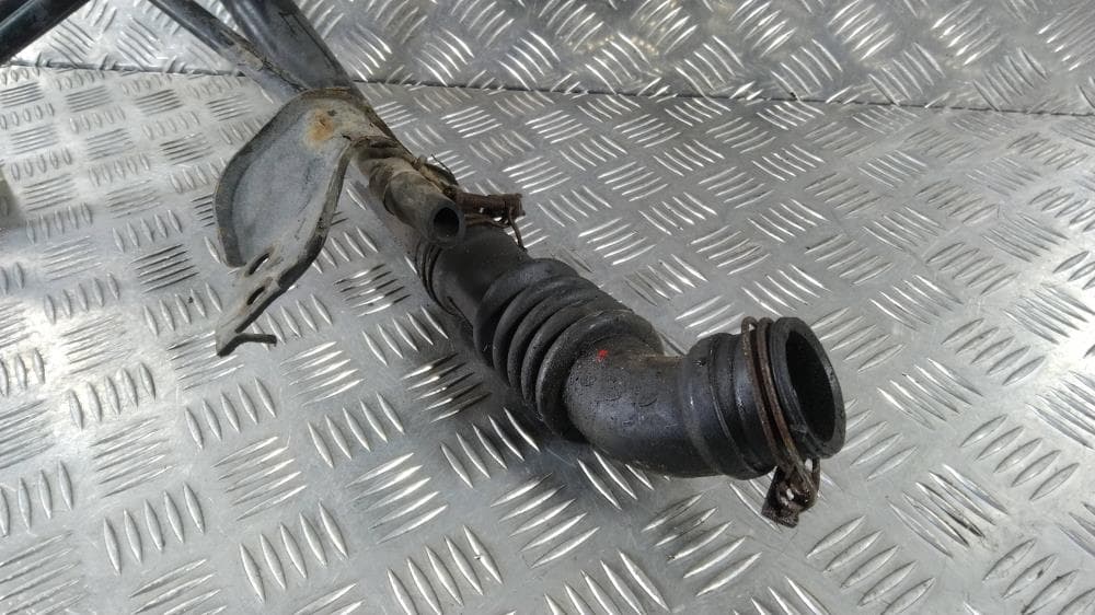 Горловина топливного бака к Nissan  Almera N16 Рестайлинг (03-06)