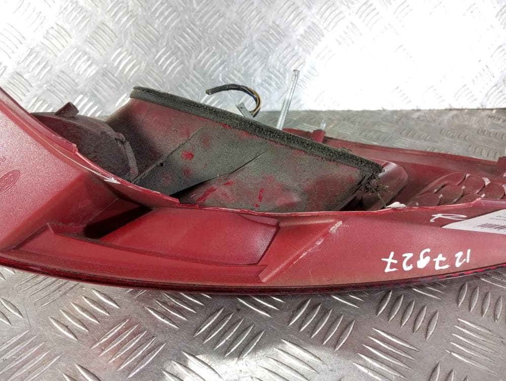 Фонарь задний правый к Ford Fiesta 6 (08-13)