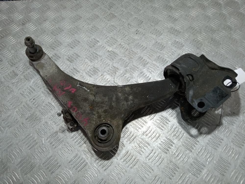 Рычаг передний правый к Volvo V60 1 (10-13)