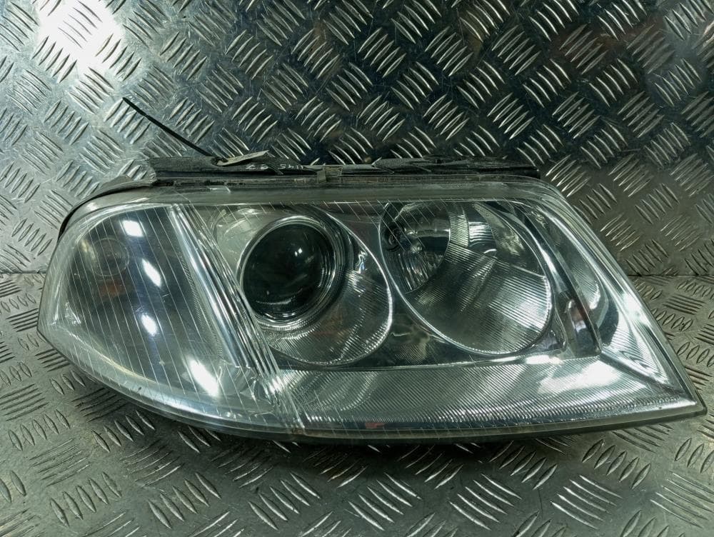 Фара правая к Volkswagen Passat B5+ Рестайлинг (00-05)