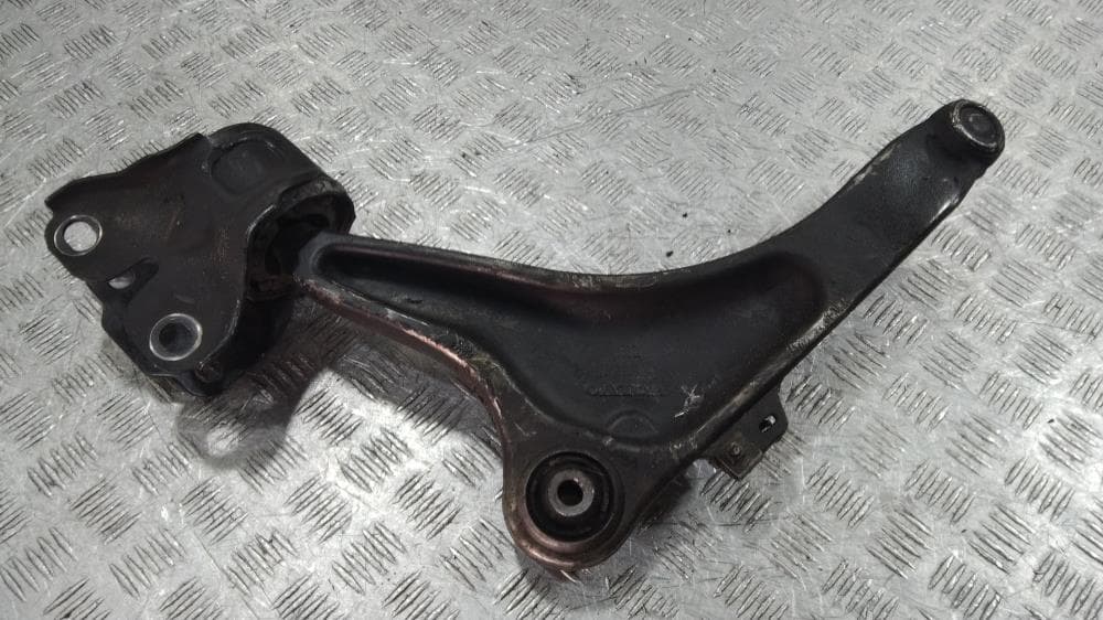 Рычаг передний правый к Volvo V60 1 (10-13)