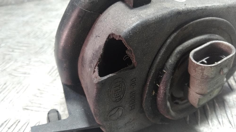 Фара противотуманная правая к Mercedes C Class W203/S203/CL203 Рестайлинг (04-07)