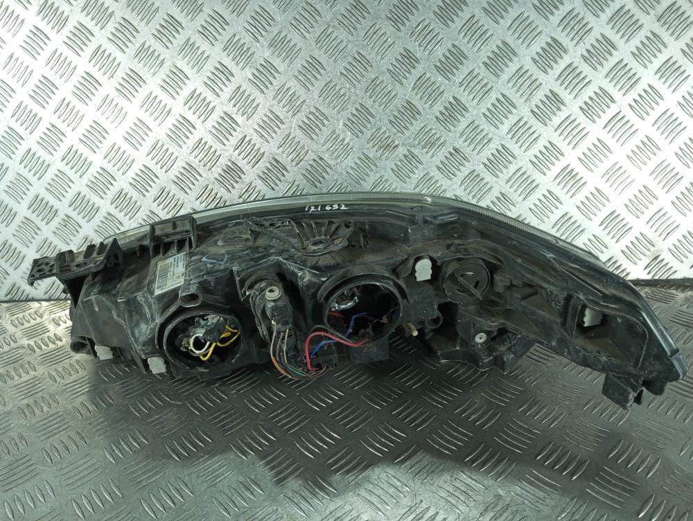 Фара правая к Renault Laguna 2 Рестайлинг (05-08)