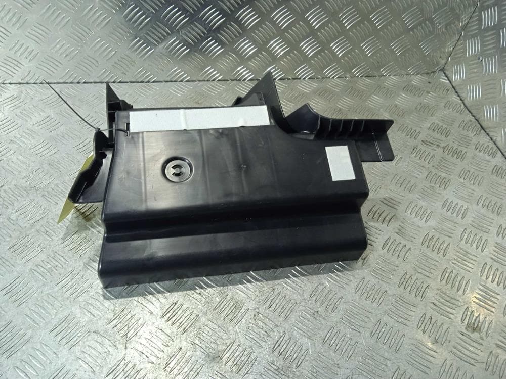 Пластик к Tesla Model 3 (17-21)