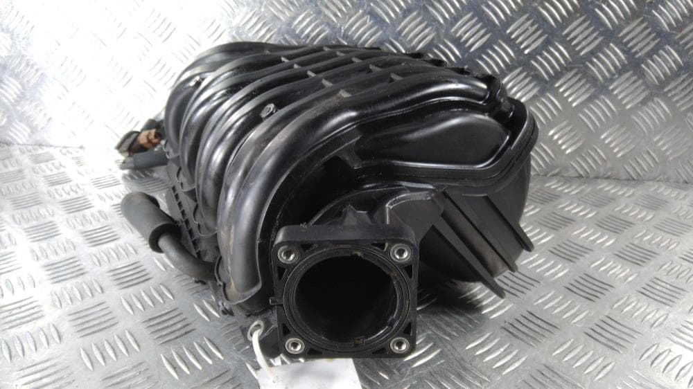 Коллектор впускной к Toyota Avensis 2 (03-06)