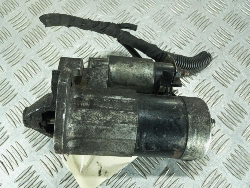 Стартер к Renault Scenic 2 (03-06)