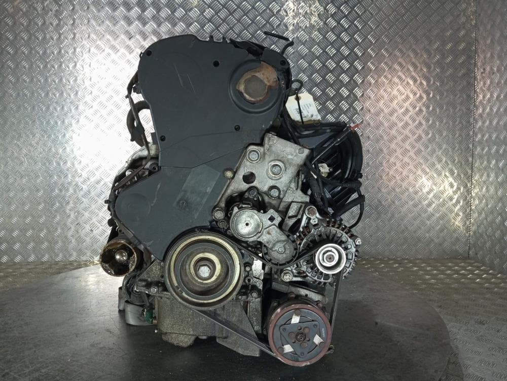 Двигатель к Citroen C4 1 (04-08)