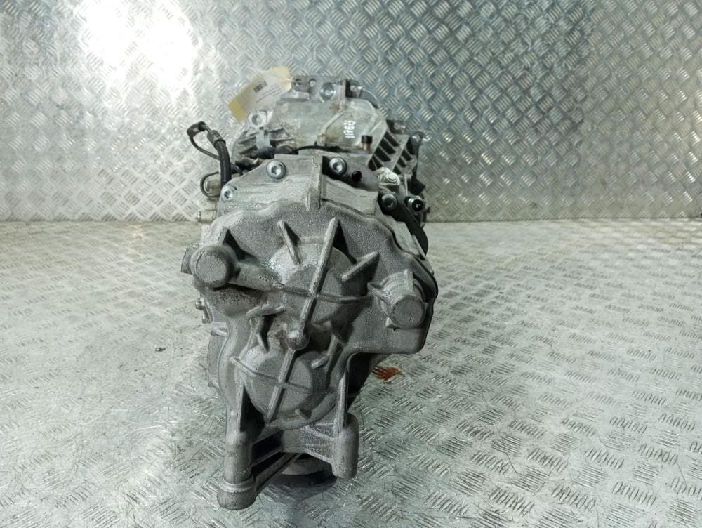 КПП механическая (МКПП) к Audi A4 B6 (01-05)