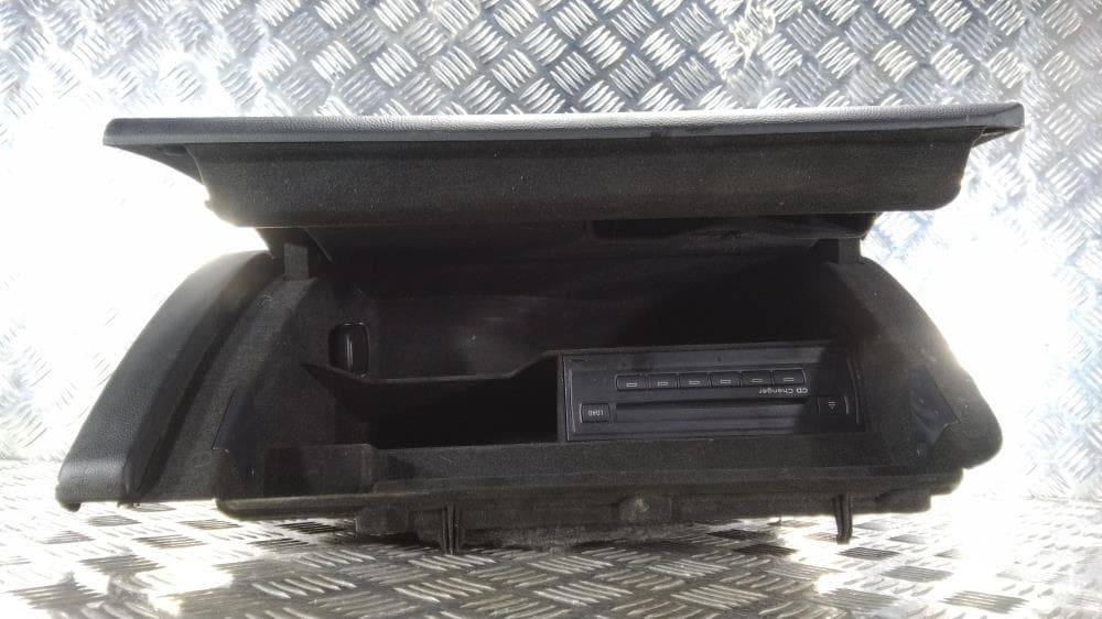 Бардачок к Audi A4 B8/8K (07-11)