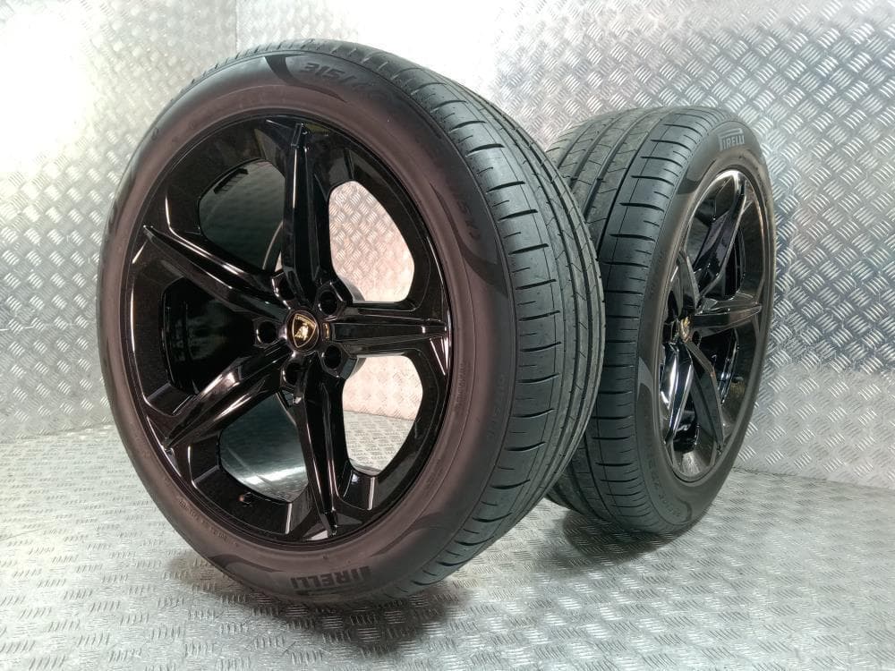 Диск литой к Lamborghini Urus (18-24)