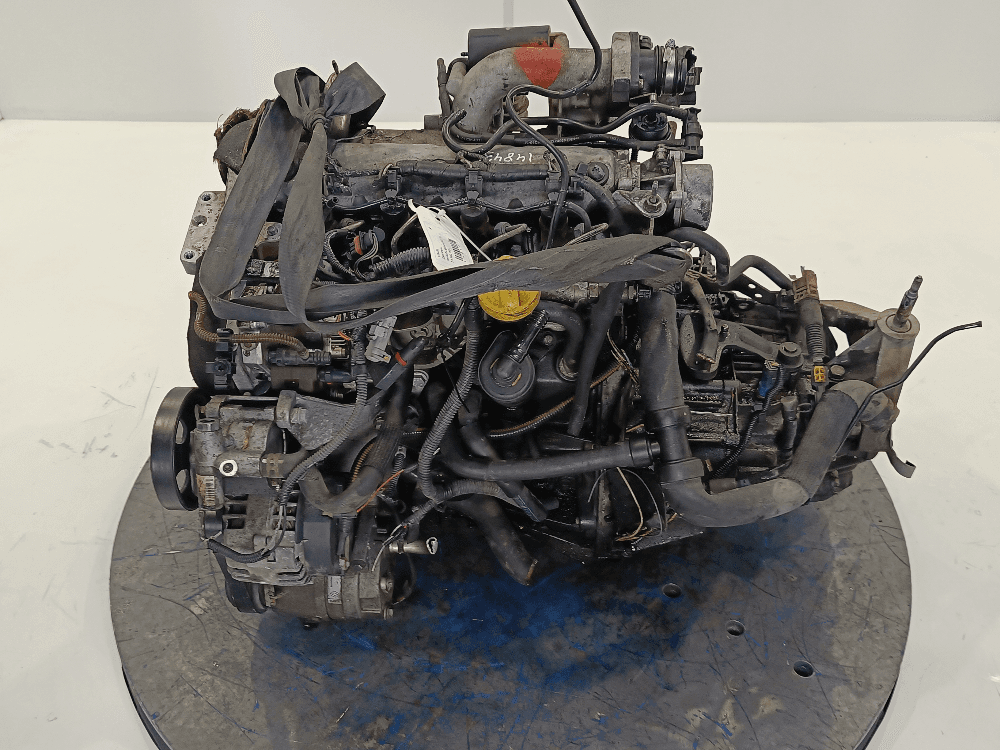 Двигатель к Renault Laguna 2 (01-05)